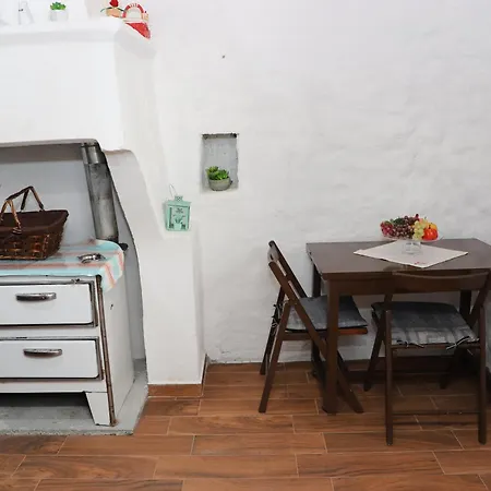 Maro's Apartament Berat